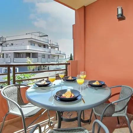 1bd In Lovely Tejita Apartment *