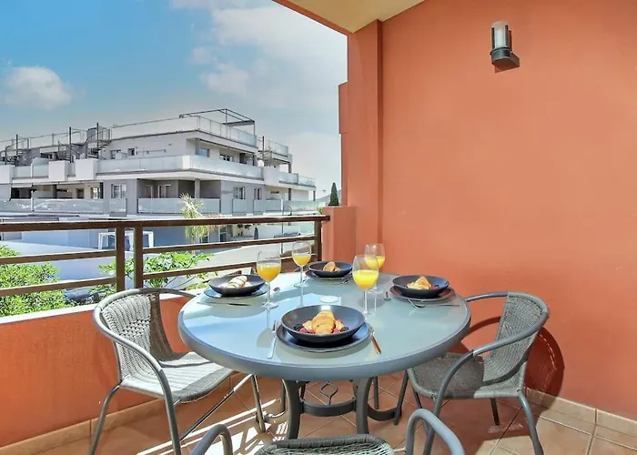 1bd In Lovely Tejita Apartment *